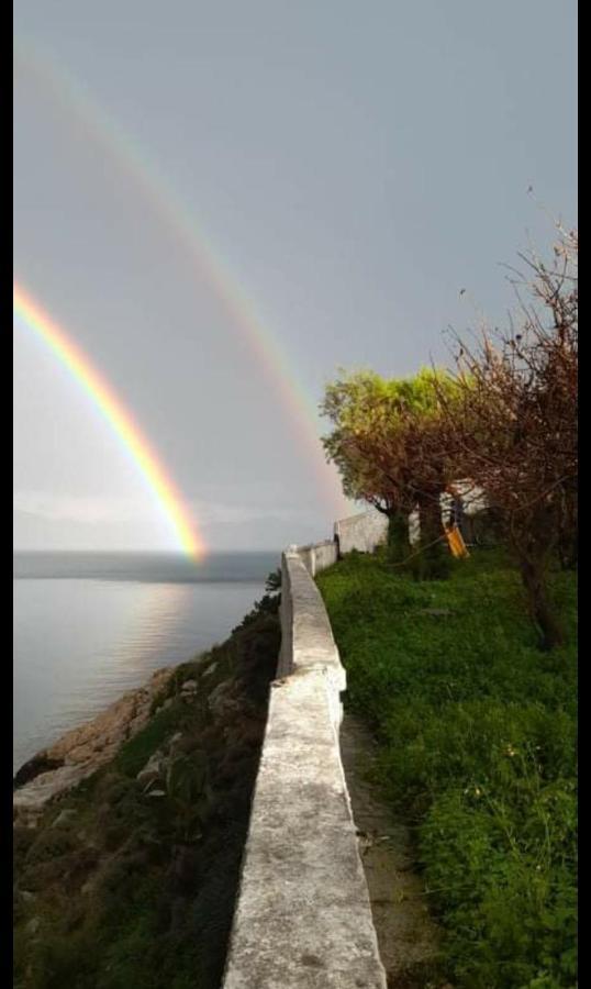 Epipleon Suites Agioi Apostoloi  Bagian luar foto
