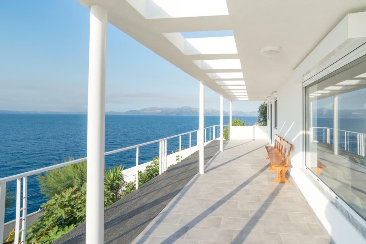 Epipleon Suites Agioi Apostoloi  Bagian luar foto