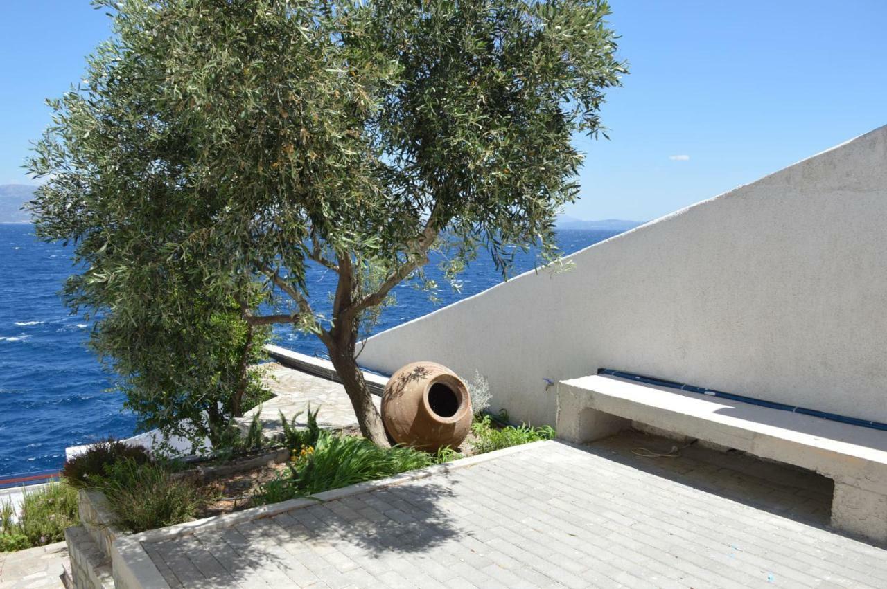 Epipleon Suites Agioi Apostoloi  Bagian luar foto