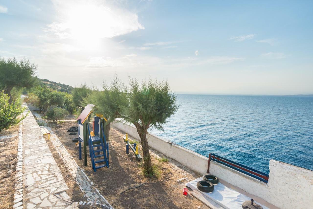 Epipleon Suites Agioi Apostoloi  Bagian luar foto