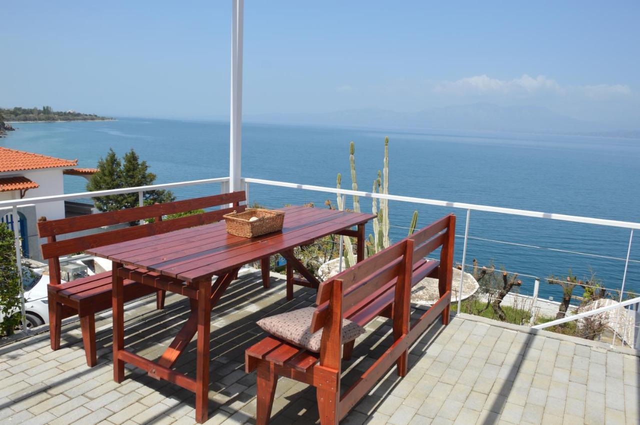 Epipleon Suites Agioi Apostoloi  Bagian luar foto